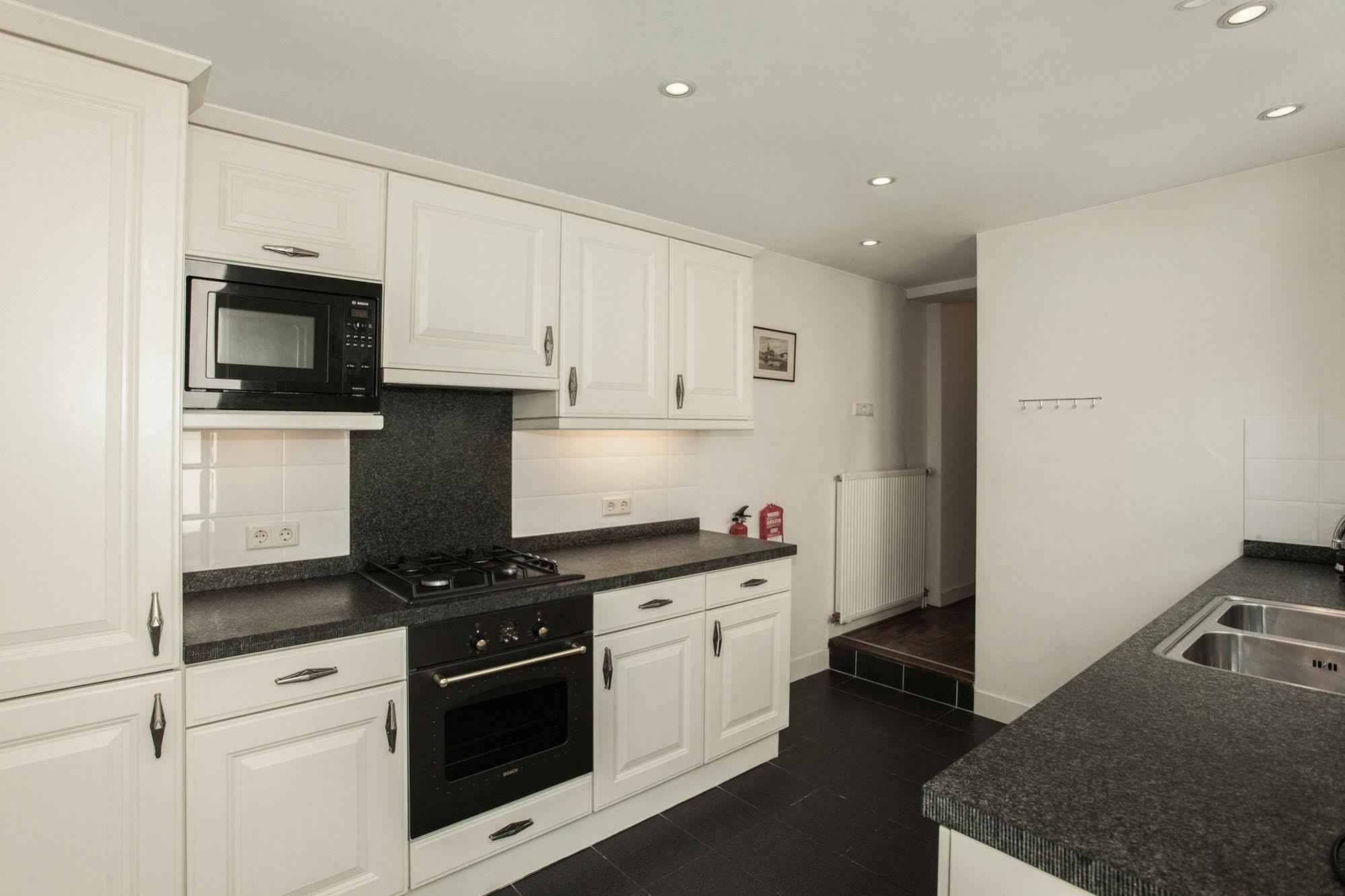 Stayci Serviced Apartments Noordeinde The Hague Exterior photo